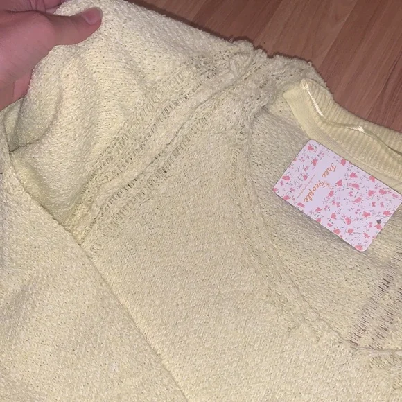 Free People | Lemon V Neck Knit Sweater Size XS - Picture 6 of 10